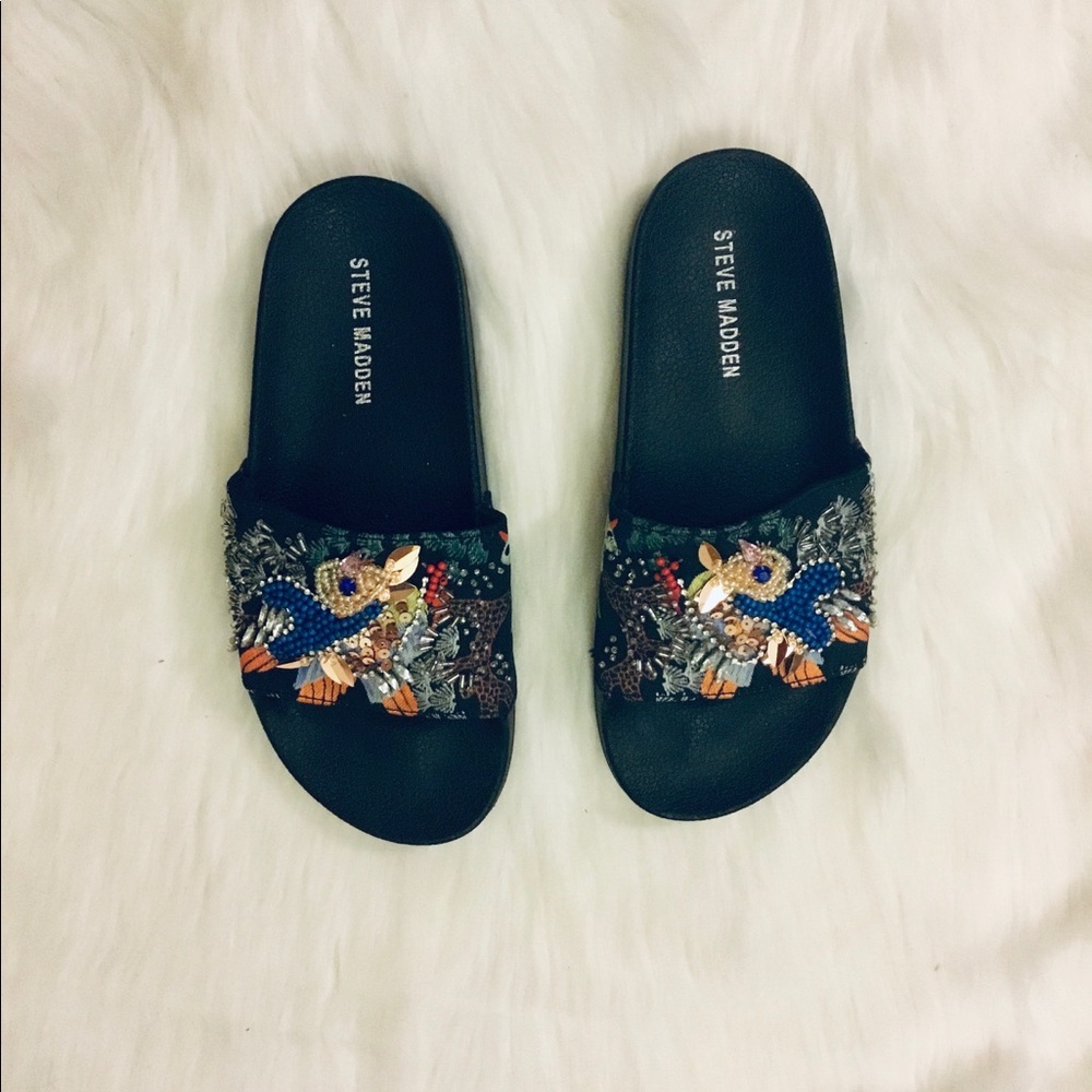 Steven Madden Slides